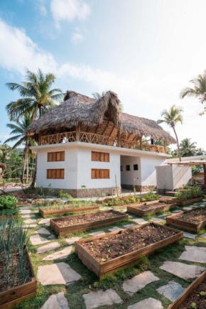 Leisy's Garden Hostel & Rooms